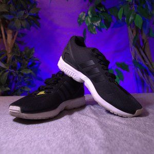 Men's "Adidas" Black Running Shoes. Size: 10. Style: Torsion Running Shoes